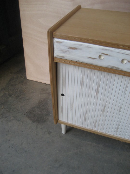 credenzina anni 70-05